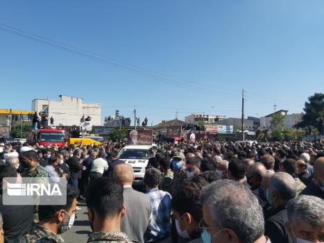 آیین تشییع پیکر علامه حسن زاده در آمل به پایان رسید
