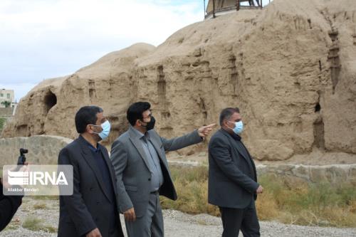 دستور وزیر میراث فرهنگی برای نجات تپه باستانی چال خندق سمنان اجرا شد
